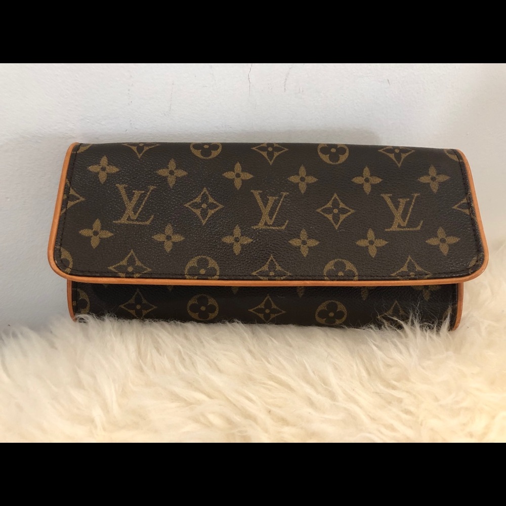 Louis Vuitton clutch